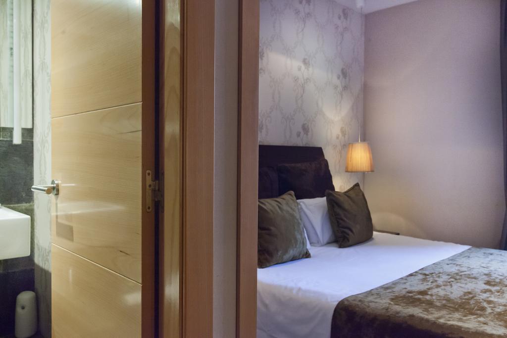 Hotel Casa Boutique Barcelone Extérieur photo